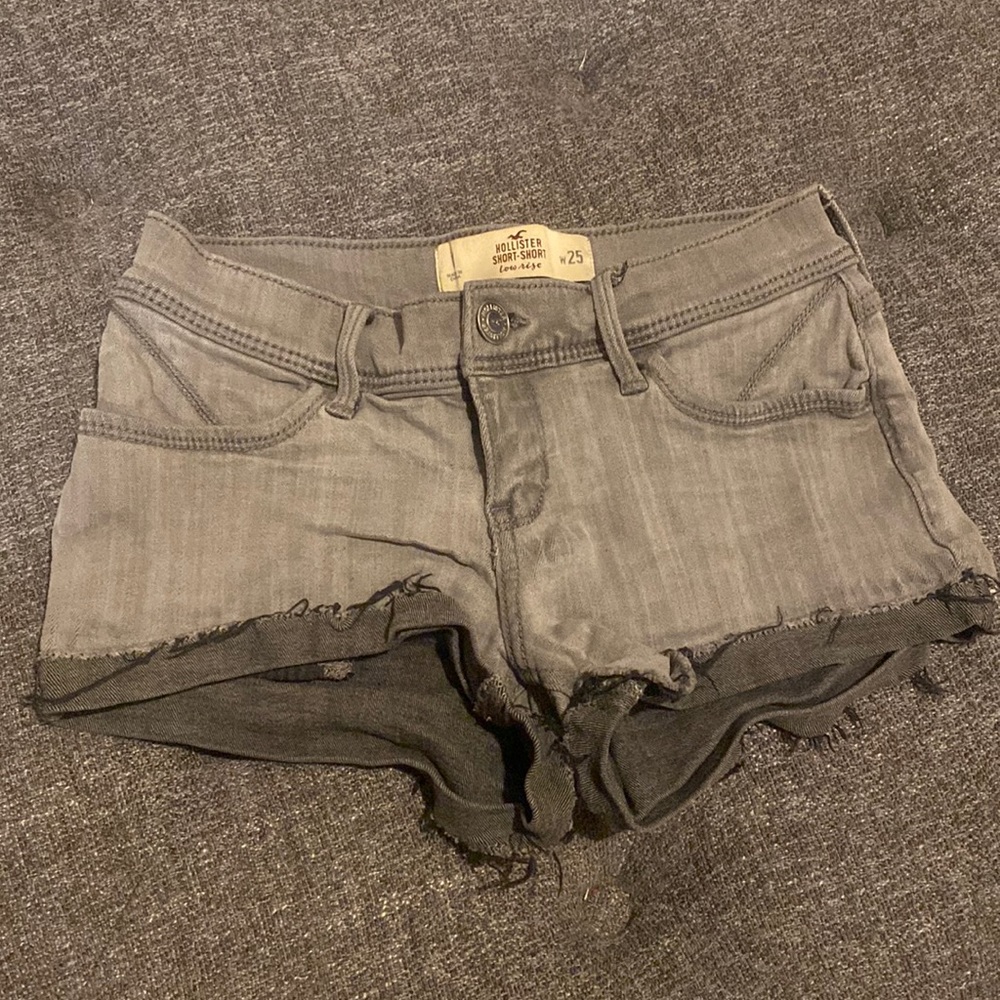 Hollis yet Short Short grey denim shorts